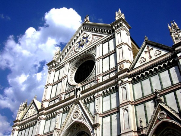 800px-FlorenceSantaCroceUp