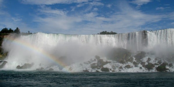 america-falls-niagara-ny-from-maid-in-the-mist