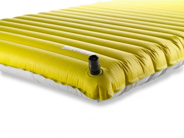 therm-a-rest_neoair_mattress_06